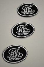 Нашивки на черном атласе — изображение 4